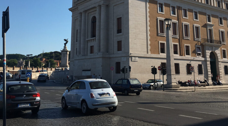 Driving In Italy: Do’s and Don’ts